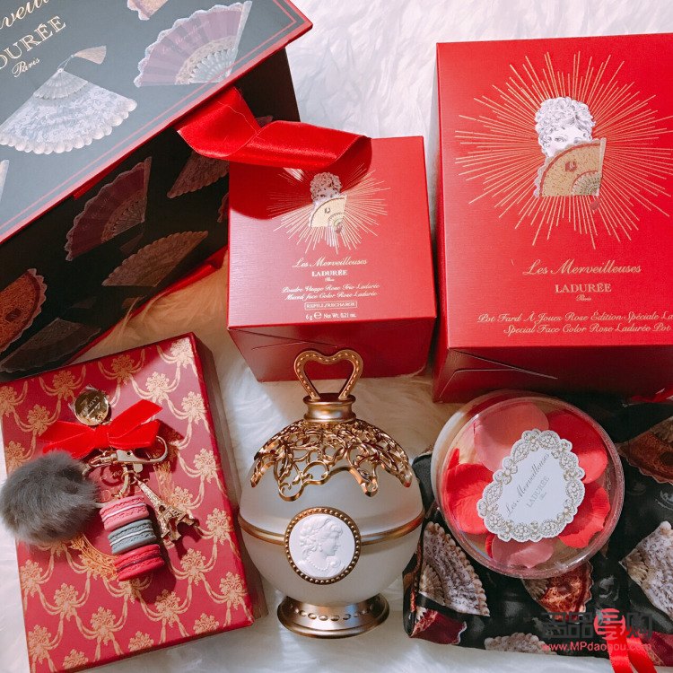 从法国带什么礼物好(从法国带什么礼物最好)