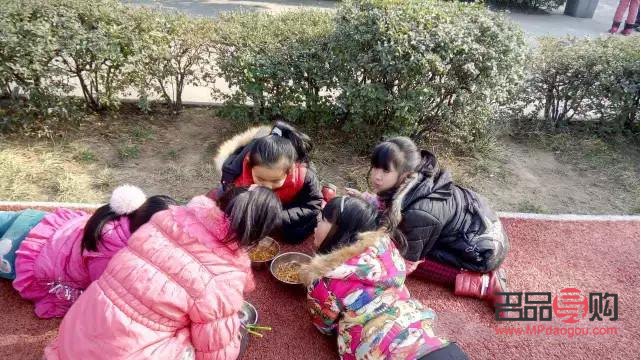 送女人什么小礼物最好(送女人什么礼物最好 30多)