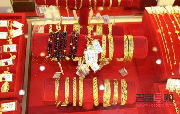 哪家金店买黄金首饰便宜(哪家金店买黄金首饰便宜又好)