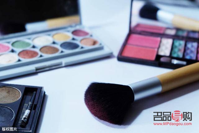 直播彩妆怎么做(直播彩妆怎么做的)