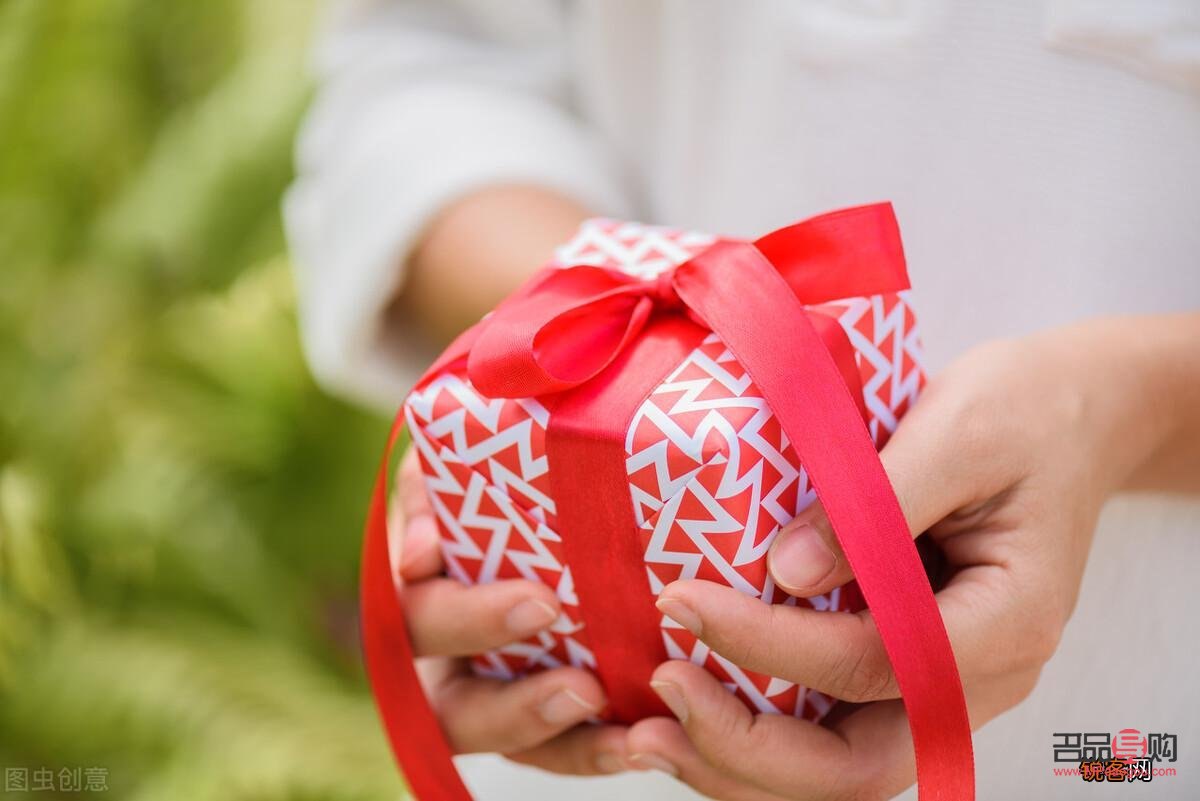 三九送什么礼物呢(三九送什么礼物呢图片)