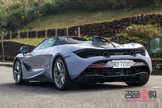 <h3>年轻男士礼物指南：精选建议与独特思考</h3>