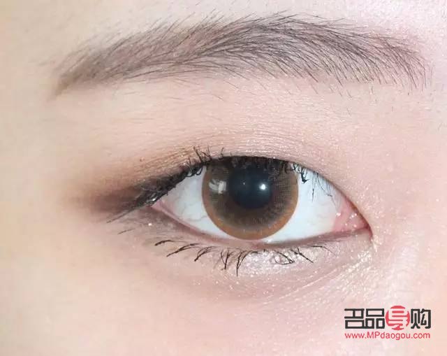 <h3>探索炫彩世界:表演眼妆图片大全的灵感与魅力</h3> <h3>探索炫彩世界:表演眼妆图片大全的灵感与魅力</h3>