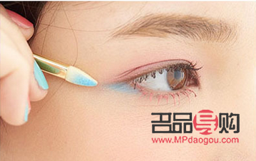 教你画眼影的步骤视频(教你画眼影的步骤视频教程) 教你画眼影的步骤视频(教你画眼影的步骤视频教程)