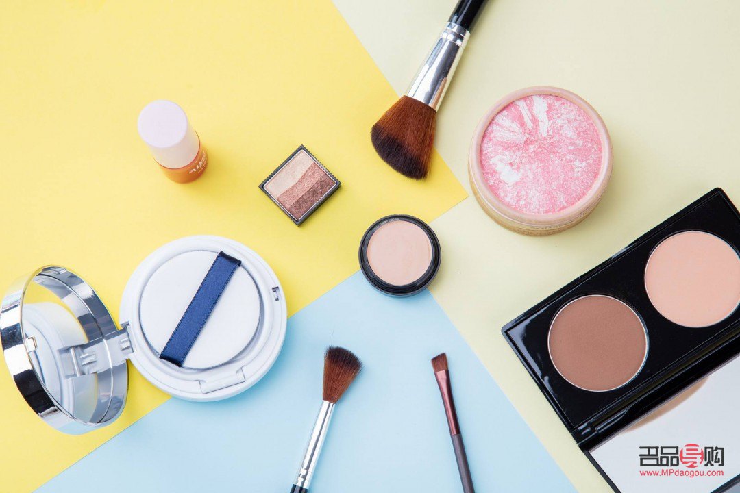 彩妆是怎么制作的(彩妆是怎么制作的呢)