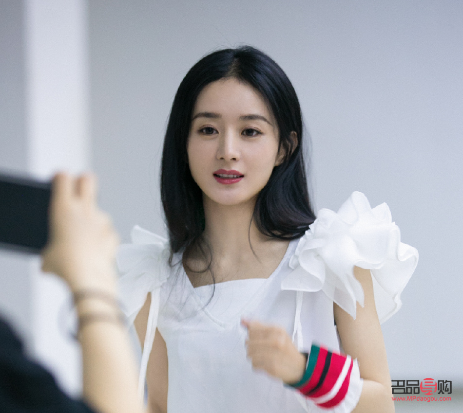 <h3>探索24种眼型图真人，了解你的独特魅力</h3>