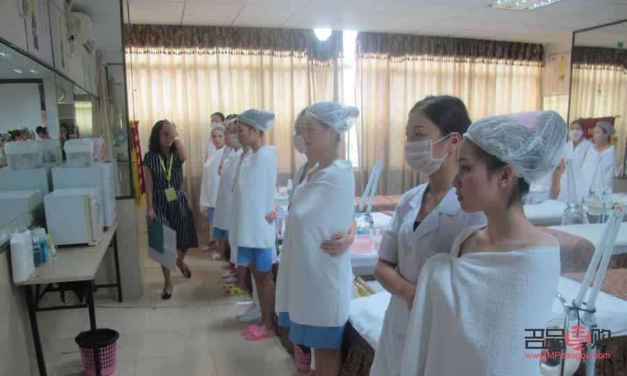 龙华美容哪里好学(龙华美容哪里好学一点)