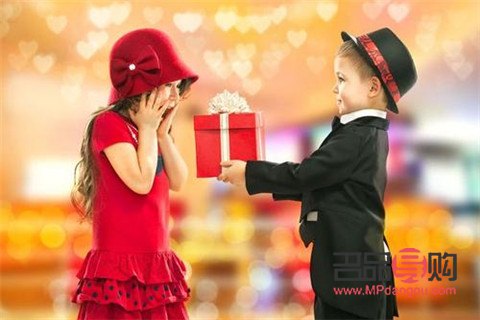 怎么要礼物给朋友呢(怎么要礼物给朋友呢男生)