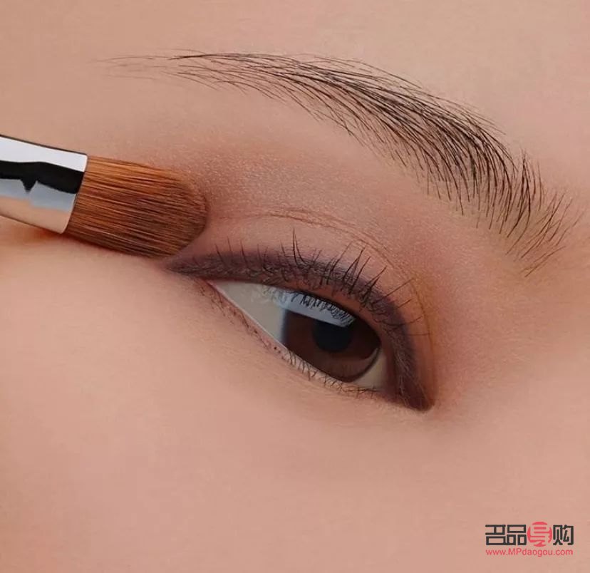 眼妆都需要什么工具和材料(眼妆都需要什么工具和材料呢) 眼妆都需要什么工具和材料(眼妆都需要什么工具和材料呢)