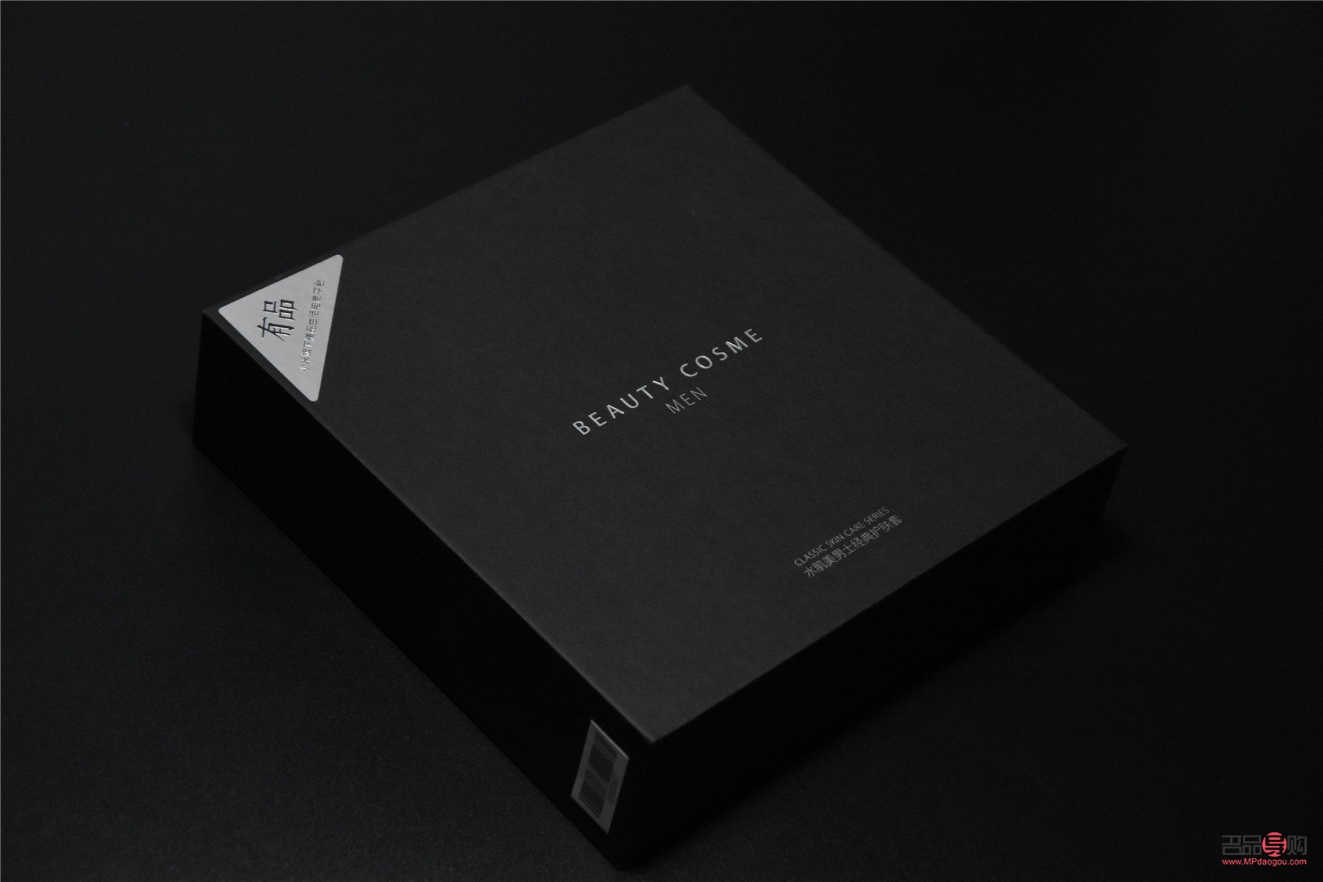 <h3>宝宝身体护理,选用合适的护肤品是关键</h3> <h3>宝宝身体护理,选用合适的护肤品是关键</h3>