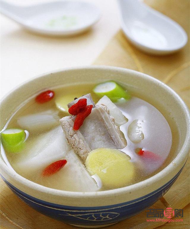 什么汤美容(什么汤美容养颜抗衰老)