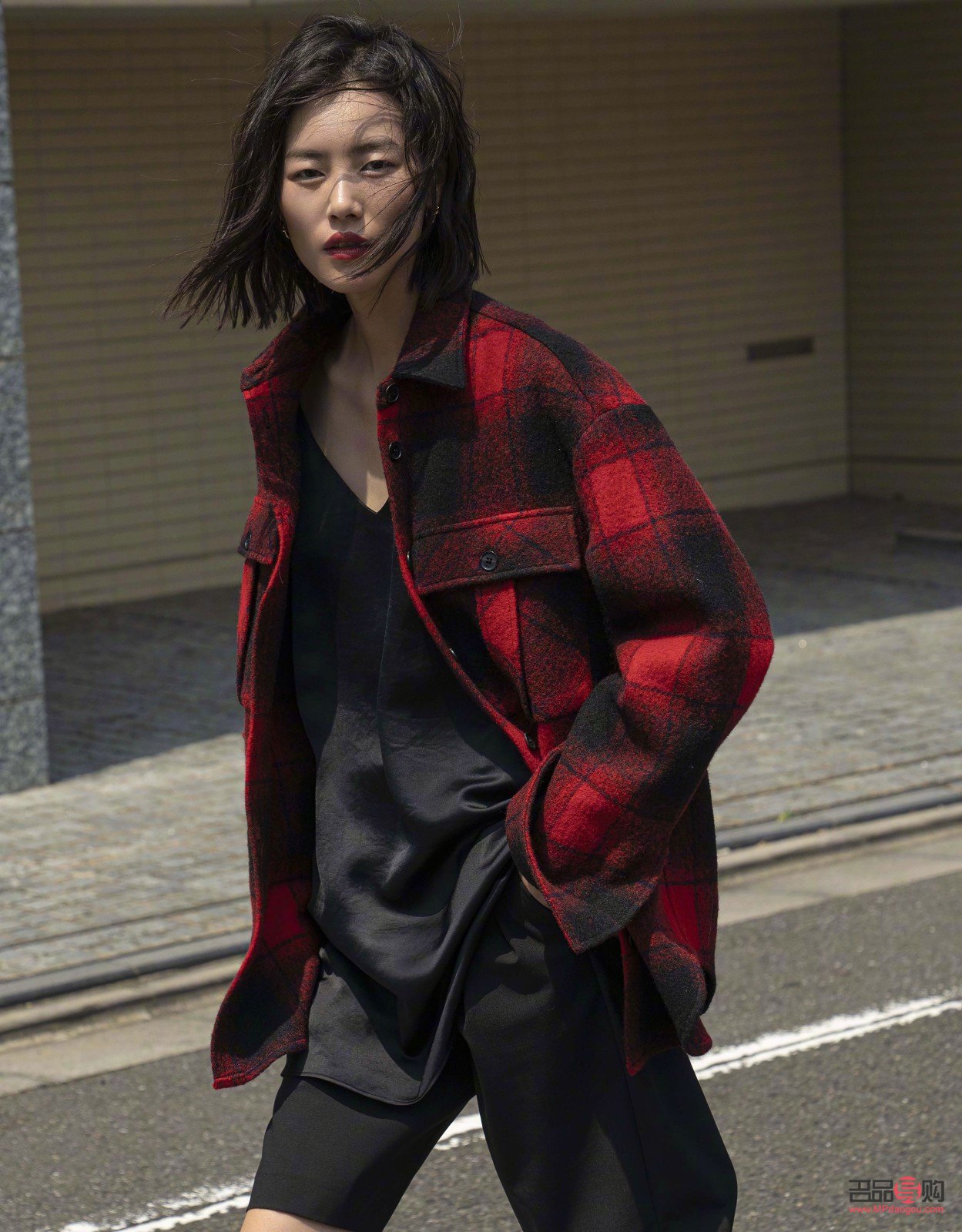 丝丝生日送什么礼物好(生日送丝巾有什么说法么?)