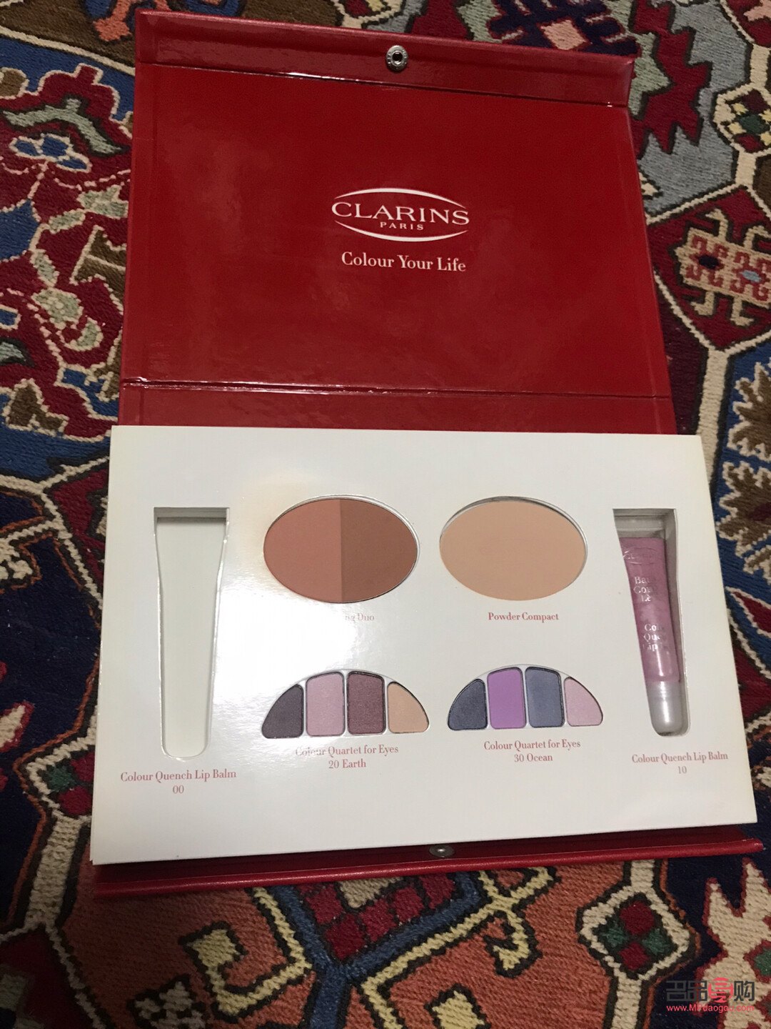 <h3>娇韵诗彩妆盒评测与使用心得</h3>