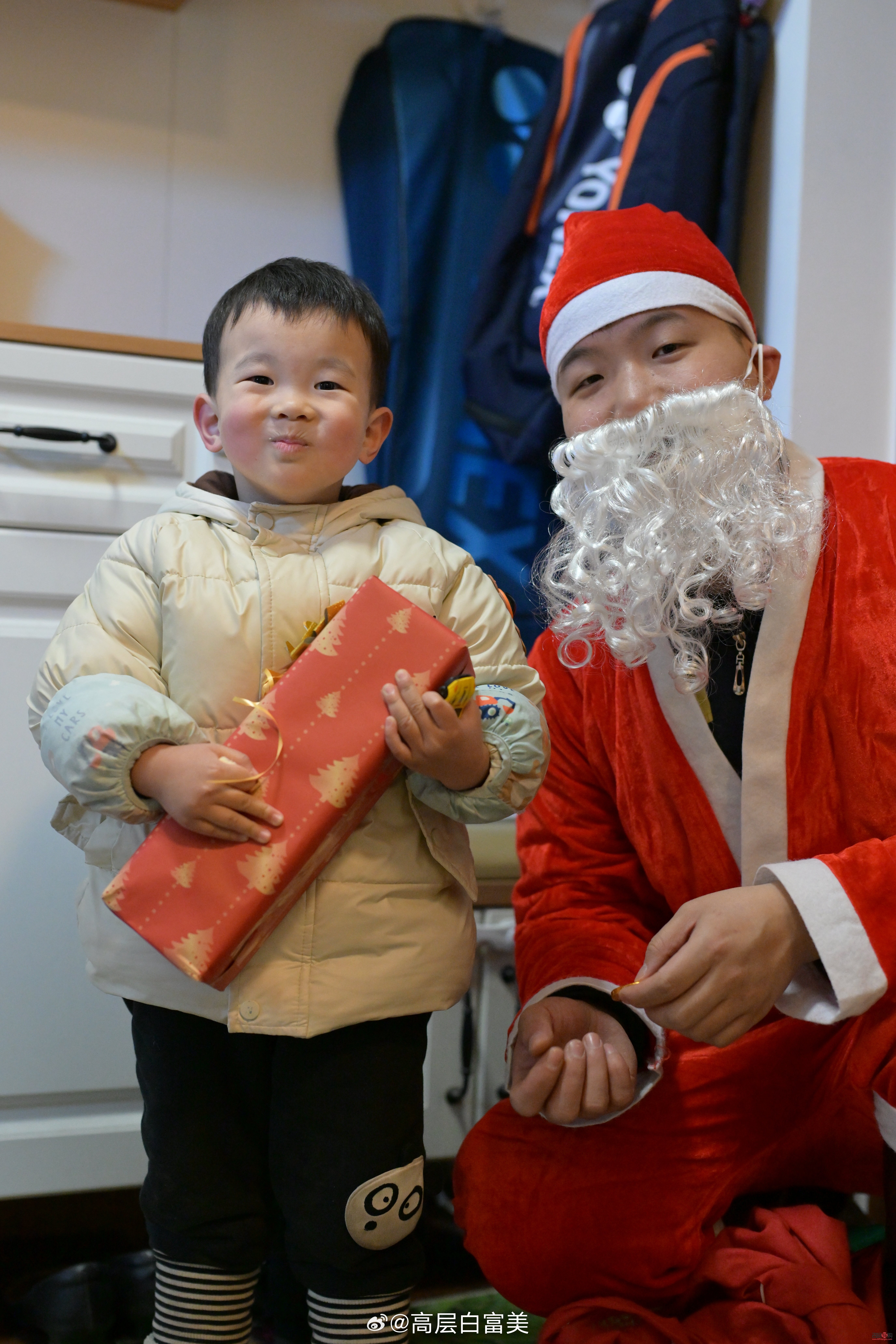 <h3>每年给孙子挑选礼物的乐趣与挑战</h3>