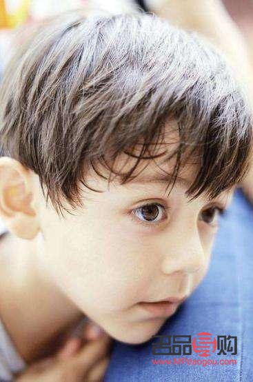 哪里双眼皮的人多啊(哪里双眼皮的人多啊)