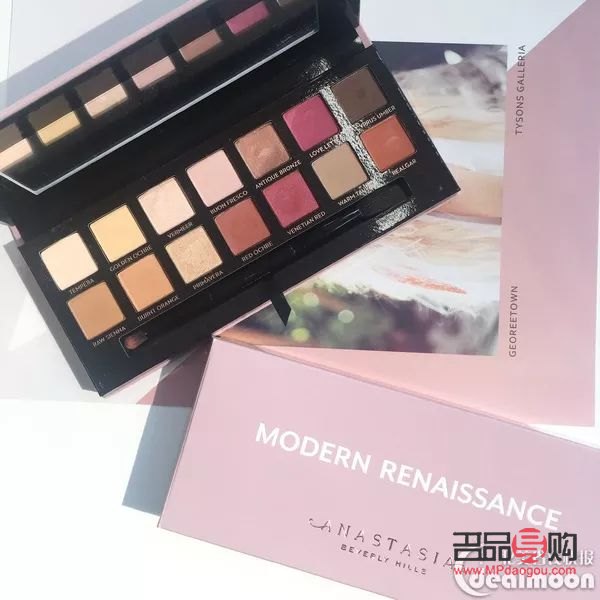 彩妆盘怎么搭配(彩妆盘怎么搭配好看)