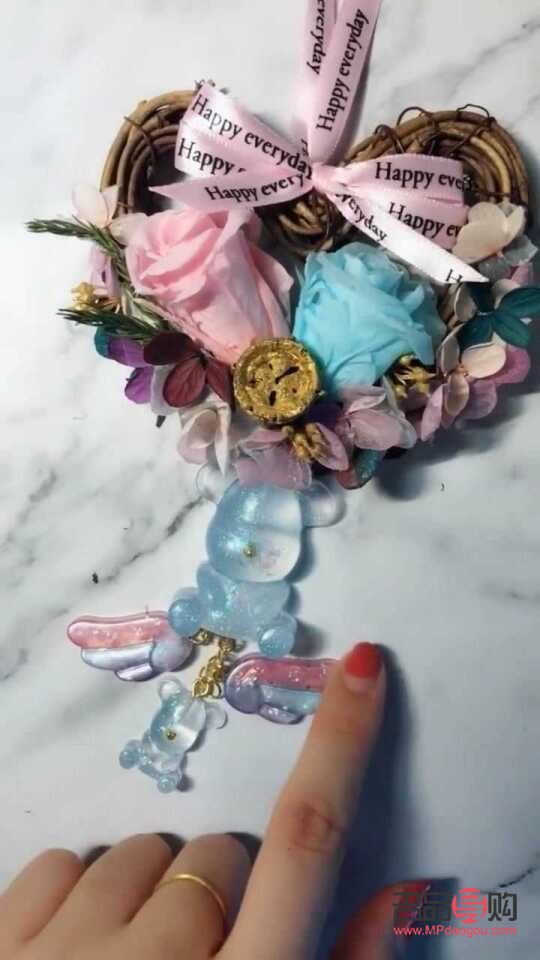 <h3>手作心意：学生如何亲手制作礼物</h3>