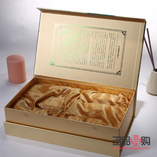 盒子放什么礼物好卖(盒子放什么礼物好卖一点)