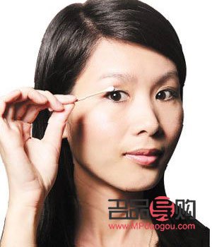 彩妆怎么卸妆干净(彩妆怎么卸妆干净视频)