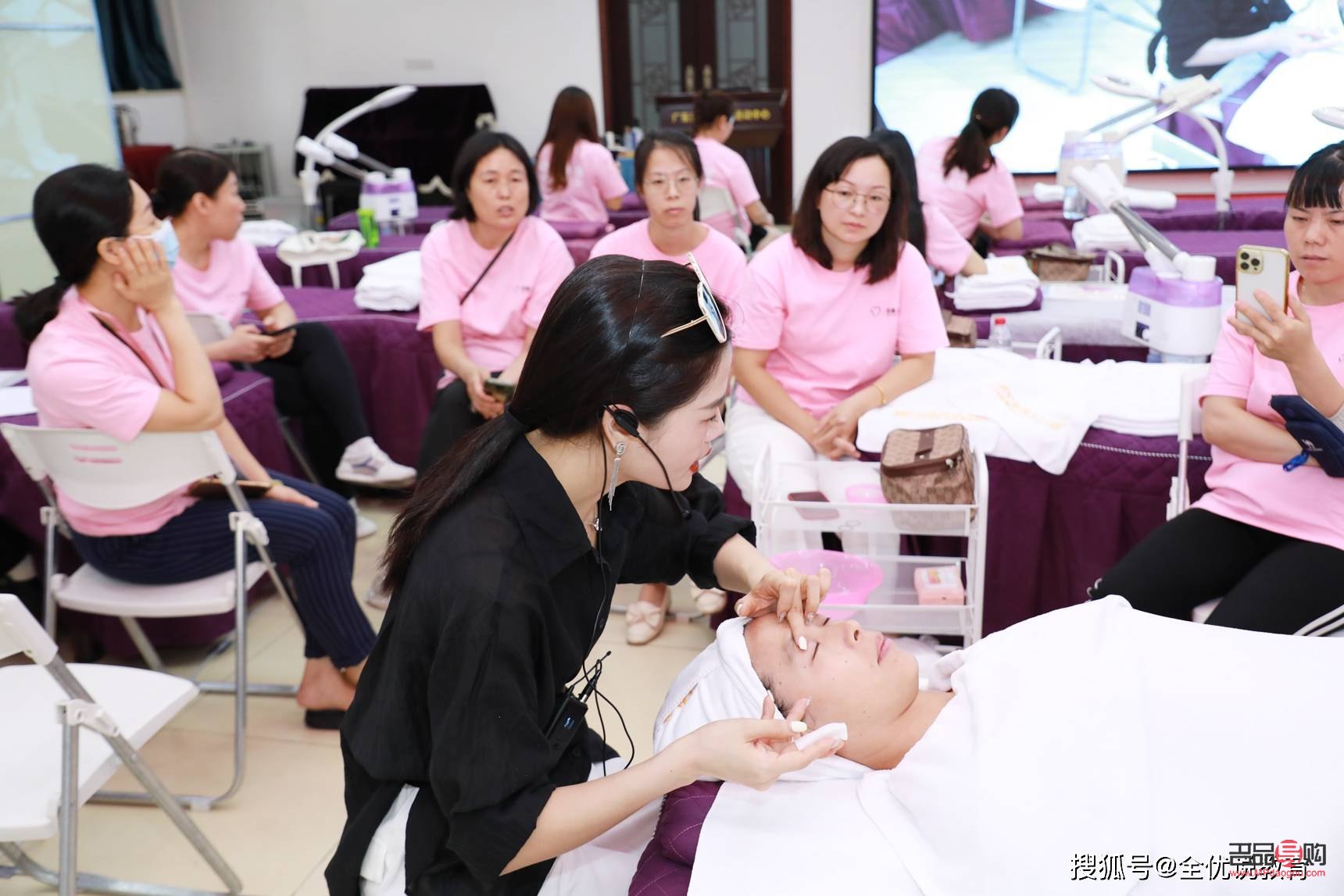 美容师证去哪里考(美容师证去哪里考?) 美容师证去哪里考(美容师证去哪里考?)