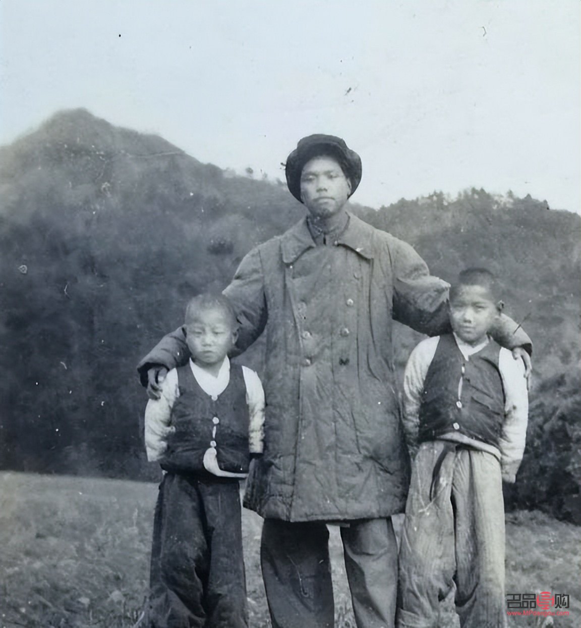 送孩子礼物怎么跟他说(送孩子礼物怎么跟他说感谢的话)