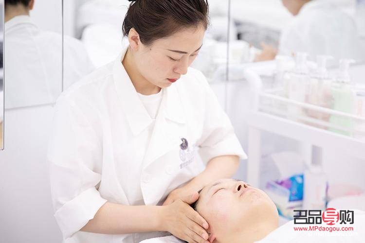 美容院是否长期面临人力短缺？