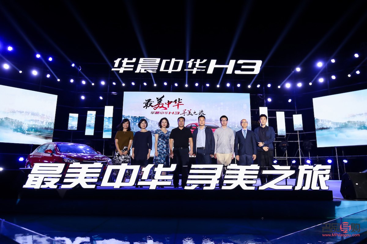 <h3>轩丝美彩妆评测：绽放你的美丽光彩</h3>