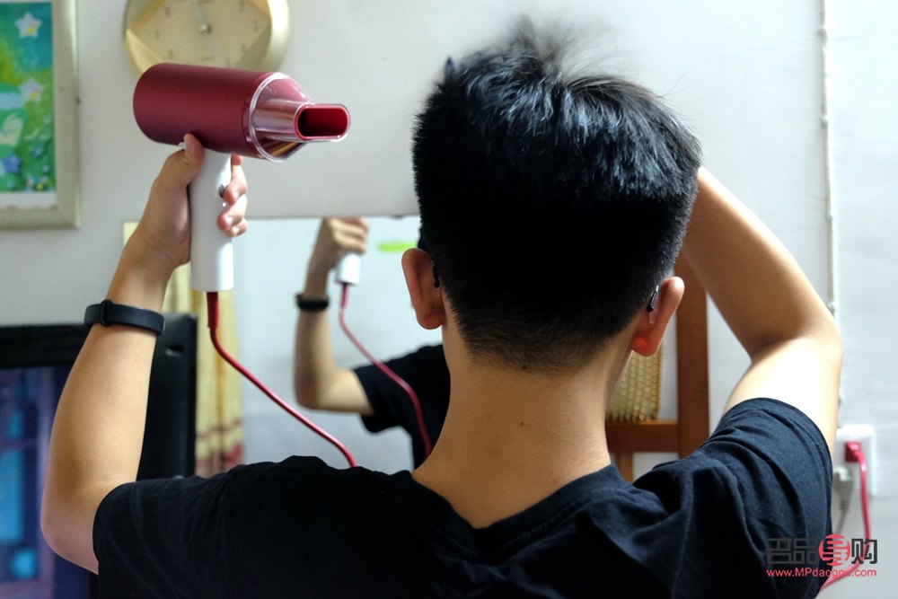 <h3>头皮护理身体乳的正确使用方法</h3>