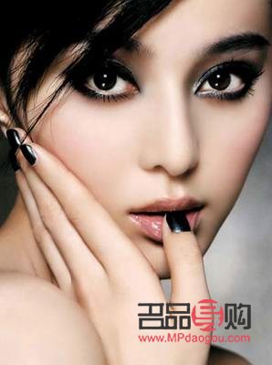 <h3>女生如何画眼妆更迷人？打造完美眼妆的秘诀大公开</h3>