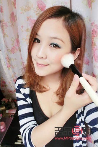 和男朋友睡美容么(和男朋友睡觉要化妆吗)