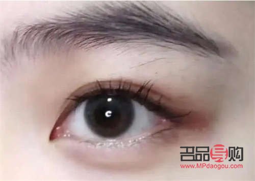 <h3>从内双到外双:打造迷人双眼皮的秘诀</h3> <h3>从内双到外双:打造迷人双眼皮的秘诀</h3>