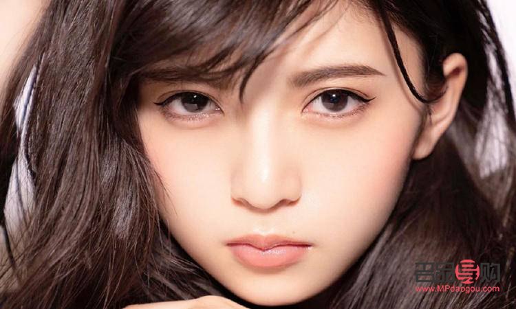 <h3>彩妆观念调整指南：打造自然与个性并存的妆容</h3>