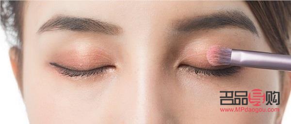 彩妆眼妆如何正确卸除