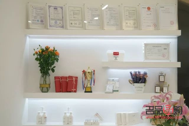 <h3>美容学习，选择哪家机构更优秀？</h3>