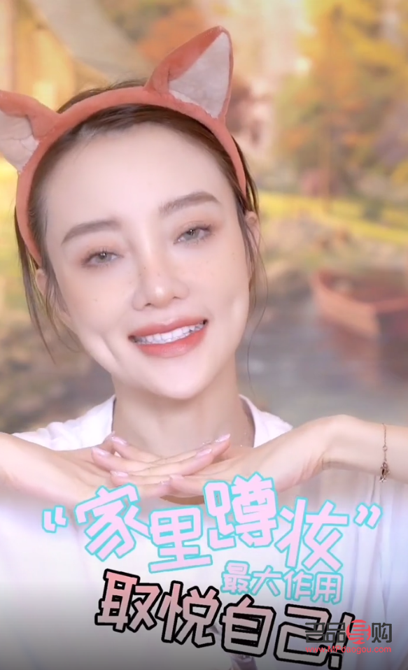 怎么学化彩妆呢(怎么学化彩妆呢视频)