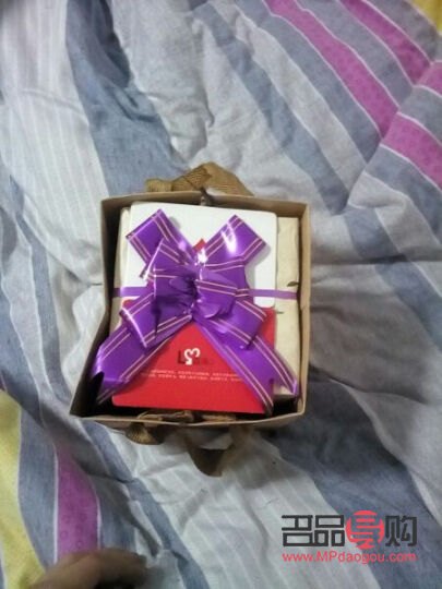 <h3>精心挑选，深情赠礼——为朋友送上心意之选</h3>