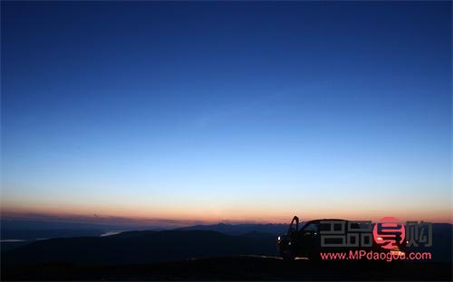 <h3>眼线与美瞳线：哪个更具魅力？</h3>