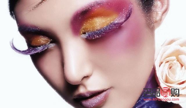 新手如何认识彩妆：彩妆世界初探指南