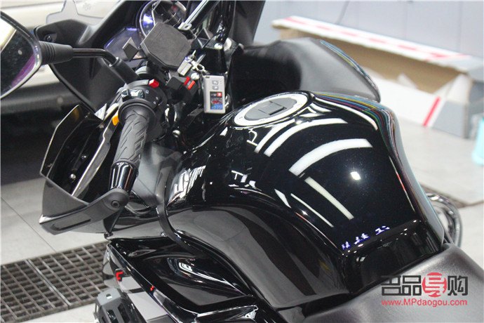 摩托车贴膜美容吗(摩托车贴膜美容吗有效果吗)