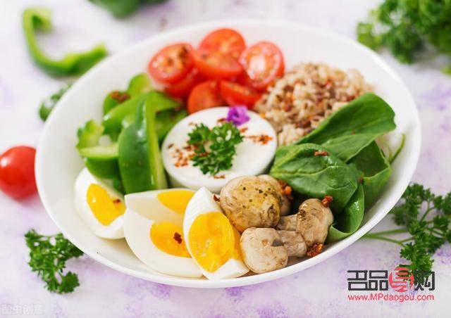 做了大眼综合要注意哪些(做了大眼综合要注意哪些饮食) 做了大眼综合要注意哪些(做了大眼综合要注意哪些饮食)