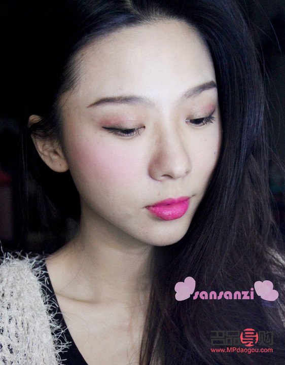 <h3>在家怎么拍摄彩妆</h3>