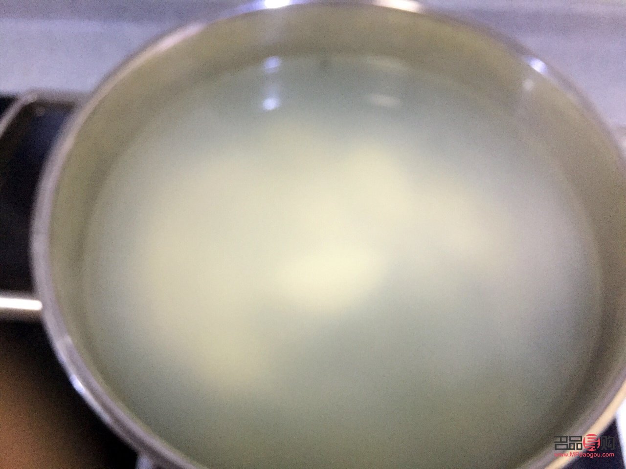 身体干燥破皮怎么护理(身体干燥破皮怎么护理好)