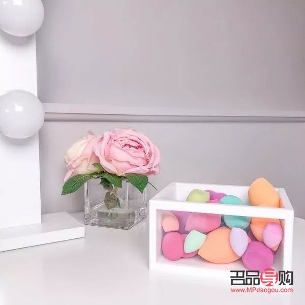 怎么化彩妆蛋(彩妆蛋怎么洗才干净)