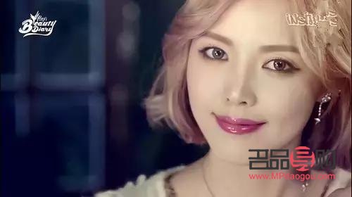 脸部彩妆如何化妆(脸部彩妆如何化妆视频)