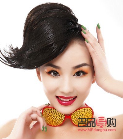 美容和化妆哪个好(美容和化妆哪个好找工作)