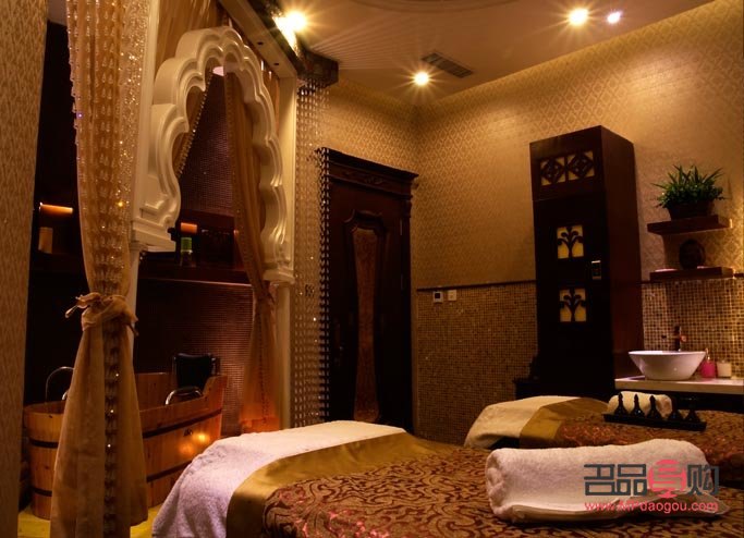 探究优秀美容院品牌：专业、口碑与服务的完美融合