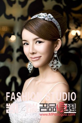 欧式彩妆怎么化妆(欧式彩妆怎么化妆的)