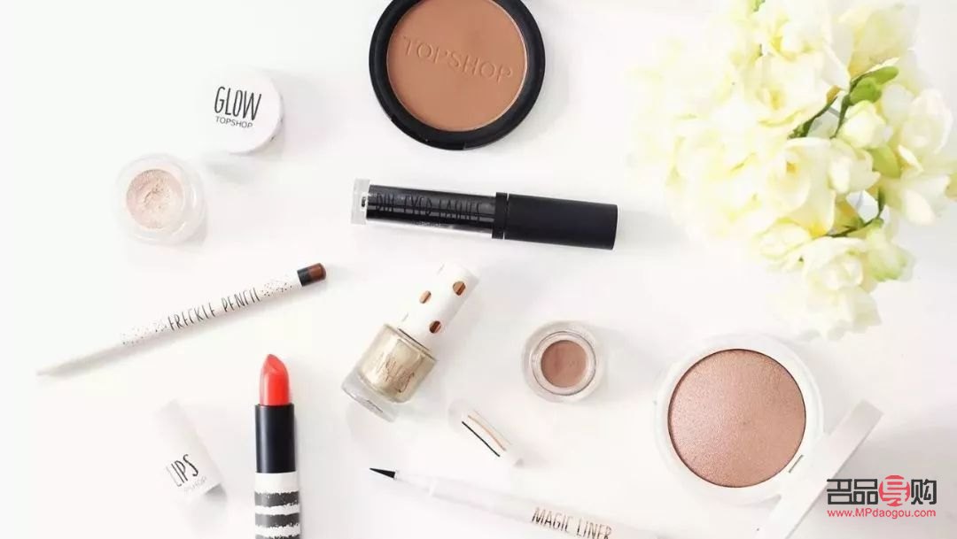 <h3>彩妆学院：打造专业美妆人才的摇篮</h3>