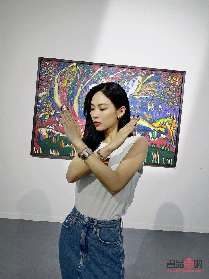 彩妆粉底怎么选择(彩妆粉底怎么选择色号)