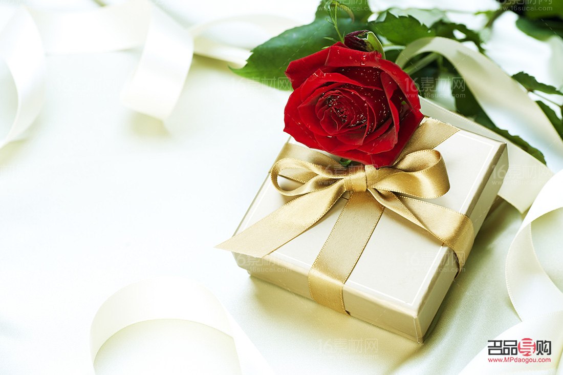 送男爱豆什么礼物好(送男爱豆什么礼物好一点)